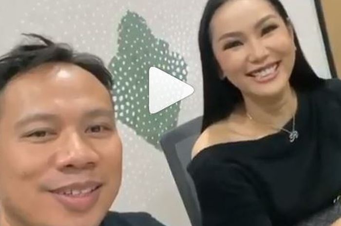 hatinya tak tahan lirik