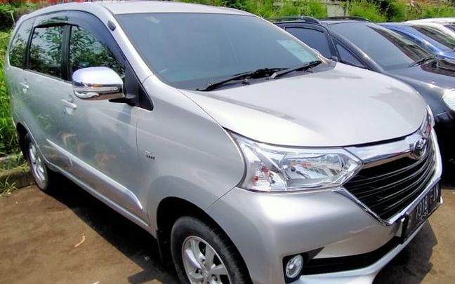 Gambar Mobil Avanza Penyok Terkeren Dan Terlengkap