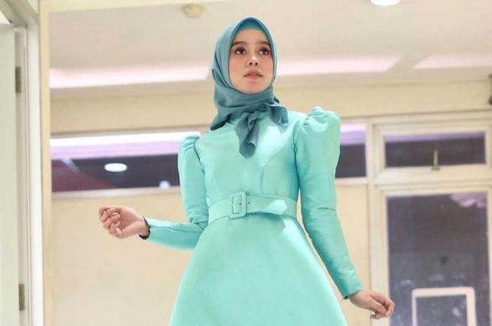 Jelang Pernikahan Lesty Kejora Rizky Billar, Intip 5 Dress Hijab Anggun
