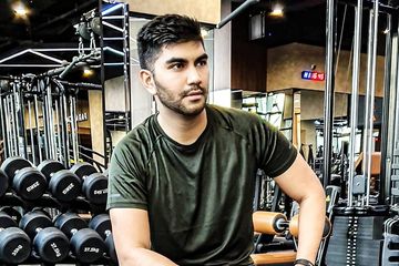Gandhi Fernando mengaku pernah ingin bunuh diri karena depresi akibat di-bully di media sosial.