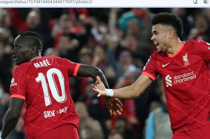 Penyerang Liverpool, Sadio Mane, merayakan gol ke gawang Villarreal dalam laga leg pertama babak semifinal Liga Champions 2021-2022, Rabu (27/4/2022).