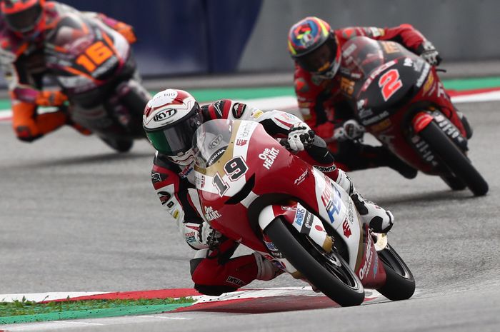 Andi Farid Izdihar atau Andi Gilang, pembalap Indonesia yang turut tampil mencari hasil kualifikasi Moto3 Austria 2021 pada Sabtu sore (14/8/2021) WIB.