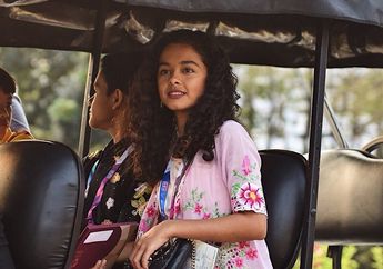 Manis Banget! Intip 4 Gaya Putri Anies Baswedan, Mutiara Baswedan Pakai Outfit Warna Pink Pastel