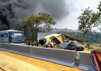 Kecelakaan Beruntun Terjadi di cipularang, Enam Orang Tewas
