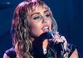 Miley Cyrus: Musik Rock Punya Kebebasan yang Nggak Ada di Genre Lain!