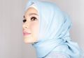 Cara Agar Bebas dari Rambut Rontok Saat Pakai Hijab dari Dewi Sandra, Hijabers Wajib Tahu!