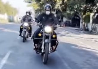 Asiknya Ridwan Kamil Mudik Lebaran Bersama Keluarga Pakai Motor Royal Enfield Motorplus