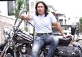 Mengenang Agung Hercules, Pernah Jadi Musikus Kampung hingga Pemeran Milky Man di Serial Saras 008