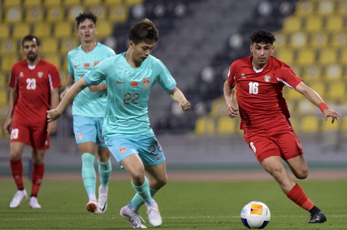 Suasana pertandingan uji coba antara Timnas U-23 Yordania melawan Timnas U-23 China jelang Piala Asia U-23 2024.