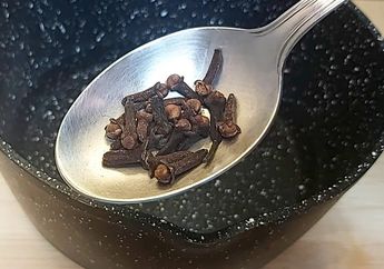 Bokek Terus-terusn Beli Pil Pelangsing Tapi Tak Ada Hasil, Mending Ambil Sesendok Cengkeh Lalu Rebus dan Minum Airnya, Belum 7 Hari Sudah Ada Perubahan ini