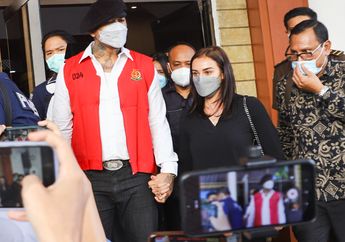 Padahal Baru Bebas, Jerinx SID Masuk Bui Lagi hingga Bikin Nora Alexandra Terpukul Saat Suaminya Digiring ke Ruang Tahanan, Terbongkar Alasan Penahanan sang Musisi