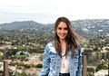 Setelah Jessica Iskandar, Gantian Cinta Laura Kena Kritikan Pedas Fans BTS Karena Unggah Ini