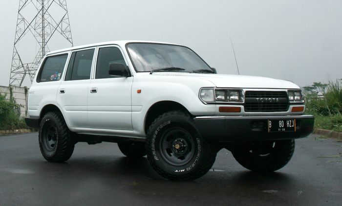 Toyota Land Cruiser J80
