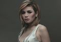 Asyik Main dengan Anak, Nikita Mirzani Tampil Super Seksi Pakai Bikini, Intip Harganya!