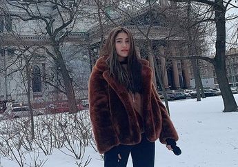Bagikan Potret saat Jalan-jalan ke Luar Negeri, Ayu Ting Ting Banjir Hujatan Karena Ketahuan Pakai Beauty Camera, Warganet: Katanya Udah Perawatan Berjetong2? Kok Gapede sih Foto Natural?