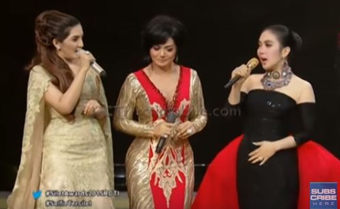Syahrini ungkap hubungannya dengan Anang dihadapan Ashanty dan Krisdayanti