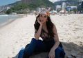 Asyik Berlibur di Pantai Kala Syahrini Sibuk Rayakan Ulang Tahun Reino Barack, Luna Maya Malah Kena Hujat Netizen Gegara Pamer Foto Seksi Berbikini: Terlalu Terbuka!