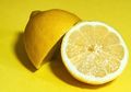 Masker Lemon untuk Kulit Kusam, Kombinasikan dengan Bahan Ini!