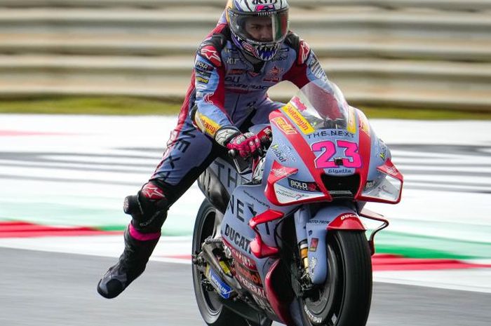 Harus merelakan puncak klasemen di balapan sebelumnya, Enea Bastianini tetap percaya diri bisa bersaing jadi juara dunia MotoGP 2022.