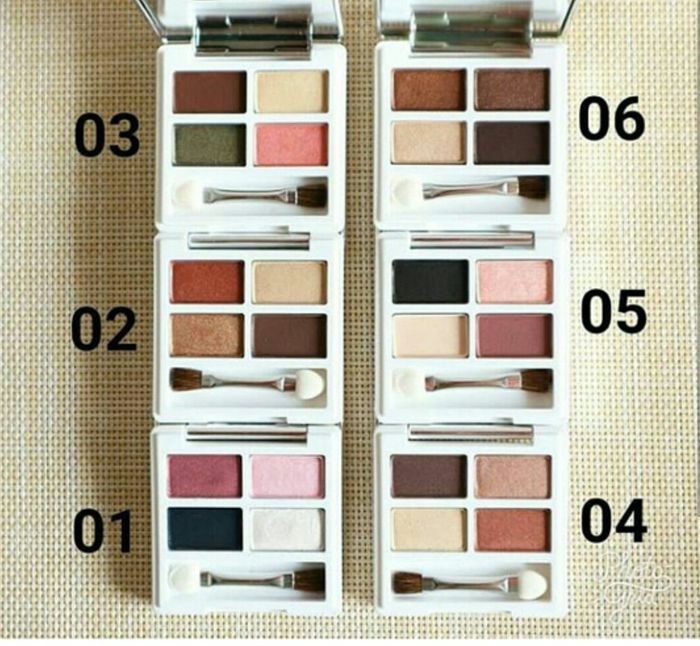La Tulipe Eyeshadow Palette. 