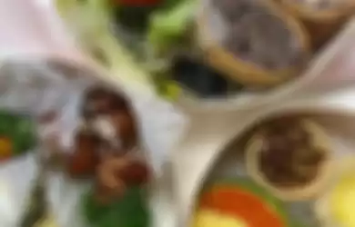 Bingkisan berisi makanan dari member BLACKPINK untuk penggemar