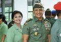 Dampingi Suami Hadiri Pernikahan Anggota TNI, Bella Saphira Tampil Sederhana