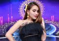 Tanpa Hujatan dan Bajir Pujian, Lihat Tampilan Terbaru Ayu Ting Ting dengan Dress Seksi yang Jadi Sorotan