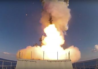 Rusia Akhirnya Gunakan Senjata Canggihnya Untuk 'Hancurkan' Ukraina, Zelensky Terdiam