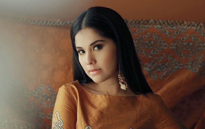 Beda dari Biasanya Annisa Pohan Tampil Cuek Tanpa Makeup Saat Kumpul Bareng Sahabat Lama, Cantik Natural!