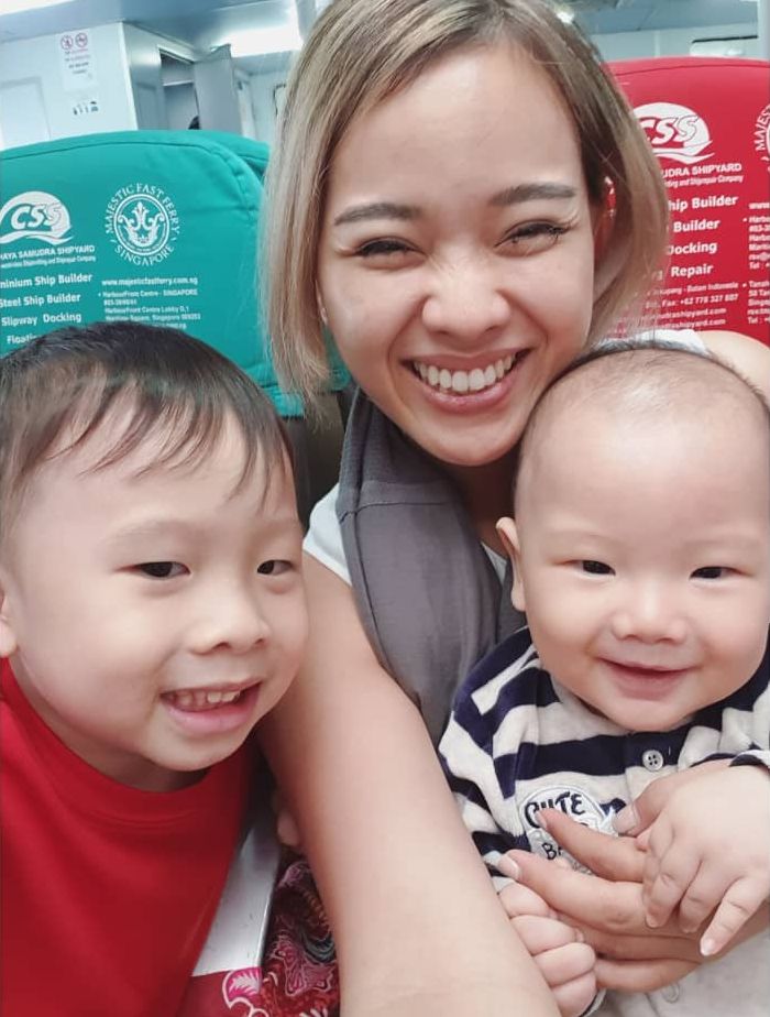 Winda Viska dan kedua buah hatinya