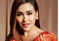 Disebut Plagiat, Intip OOTD Ayu Ting Ting yang Sama dengan Artis Lain