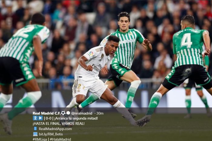 Aksi Rodrygo saat Real Madrid menjamu Real Betis di Santiago Bernabeu pada laga Liga Spanyol, Minggu (3/11/2019)