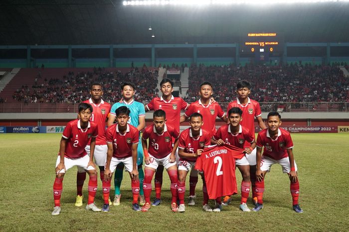 Skuad timnas U-16 Indonesia yang saat ini sudah berganti menjadi Timnas U-17 akan melakoni laga perdananya di Grup B Kualifikasi Piala Asia U-17 2023 melawan Guam pada Senin (3/10/2022) pukul 20.00 WIB.