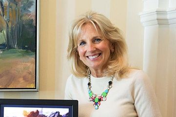 Jill Biden baru saja melakukan operasi pengangkatan sel kanker kulit, beginilah faktanya