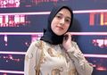 Ternyata Segini Harga Gamis Aksen Transparan yang Bikin Fairuz A. Rafiq Jadi Sorotan, Mahal Banget?