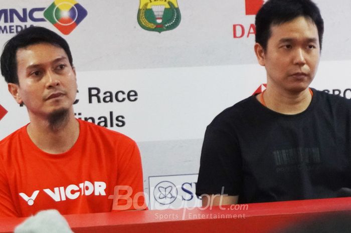 Pasangan ganda putra Indonesia, Mohammad Ahsan/Hendra Setiawan, saat wawancara setelah pertandingan babak pertama Indonesia Masters 2023 di Istora Gelora Bung Karno, Senayan, Jakarta, 24 Januari 2023.