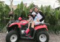 Dijamin Tambah Ilmu! Intip Keseruan #FamilyQuality ala Ananda Omesh Membantu Anak Perempuan Sulungnya Membuat Pesawat Sederhana Bermodal Kardus Bekas