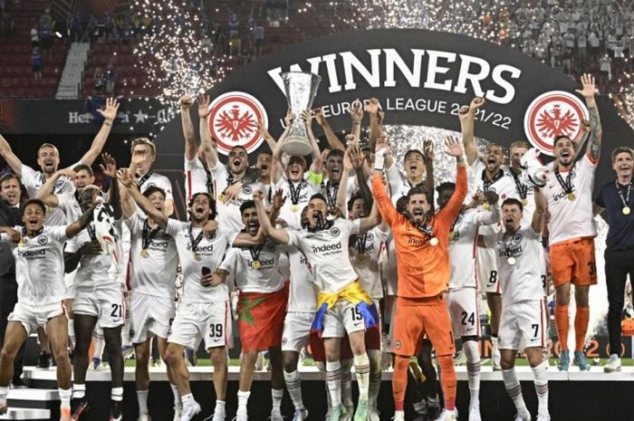 Eintracht Frankfurt menjuarai Liga Europa 2021-2022.