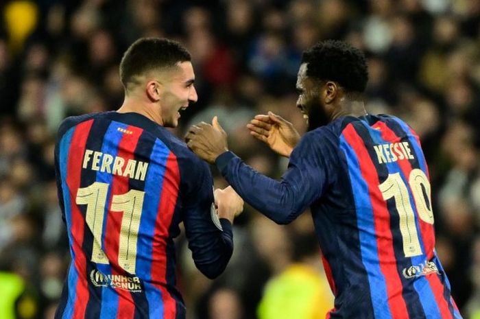 Franck Kessie merayakan golnnya ke gawang Real Madrid pada semifinal Copa del Rey 2022-2023.