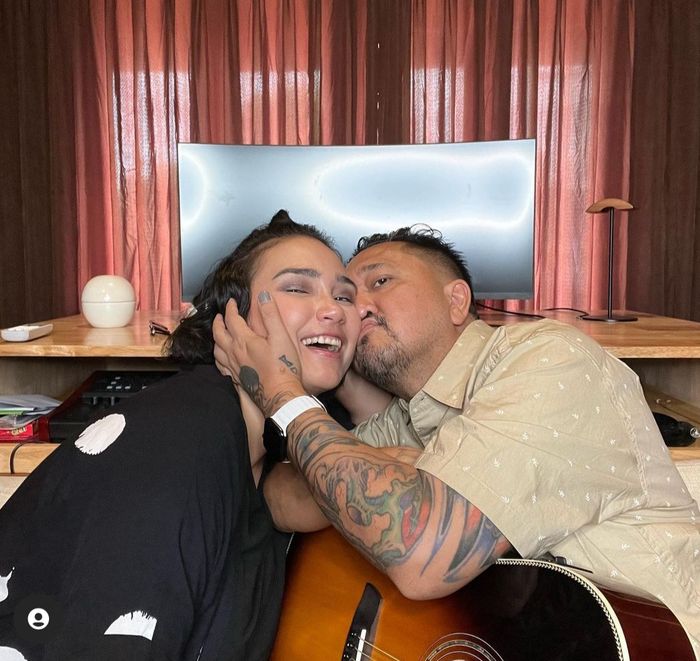 Potret kemesraan Feby Febiola dan Franky Sihombing.