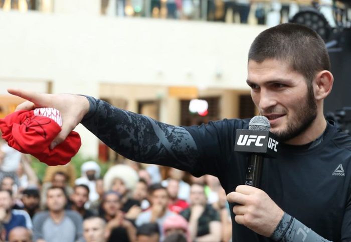 Momen saat Khabib Nurmagomedov menggelar latihan terbuka jelang penampilannya pada ajang UFC 242, Sabtu (7/9/2019)