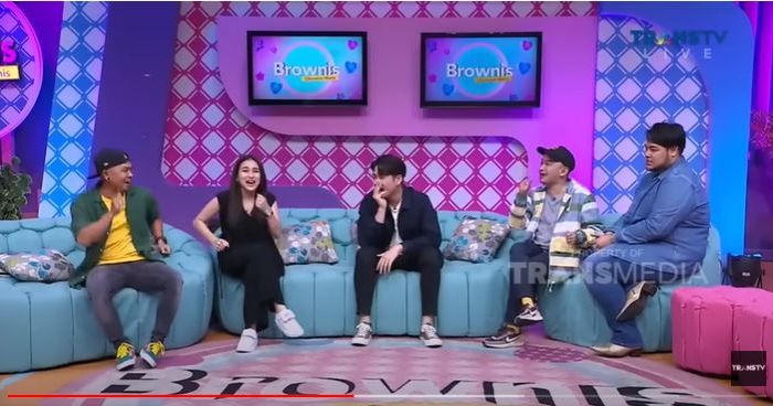 Ivan Gunawan jodohkan Ayu Ting Ting