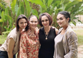 Ikut Hadiri Acara Siraman Adik Krisdayanti dan Yuni Shara, Tengok Penampilan Para Artis Senior Ini