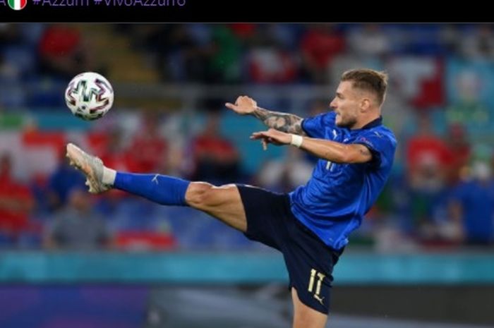 Aksi striker timnas Italia, Ciro Immobile, dalam laga kontra timnas Swiss di EURO 2020