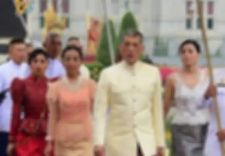 Suka Foya-foya dan Main Wanita Tapi Punya Kekayaan Rp1.032 Triliun, Tak Disangka Ini Pabrik Uang Raja Thailand Vajiralongkorn yang Membuatnya Jadi Raja Terkaya di Dunia
