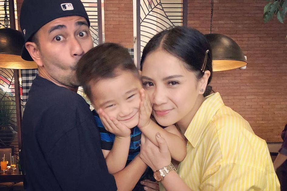Rayakan Anniversary Pernikahan Ke 4 Raffi Ahmad Dan Nagita Slavina Unggah Video Perjalanan Cinta Mereka Rayakan Anniversary Pernikahan Ke 4 Raffi Ahmad Dan Nagita Slavina Unggah Video Perjalanan Cinta Mereka