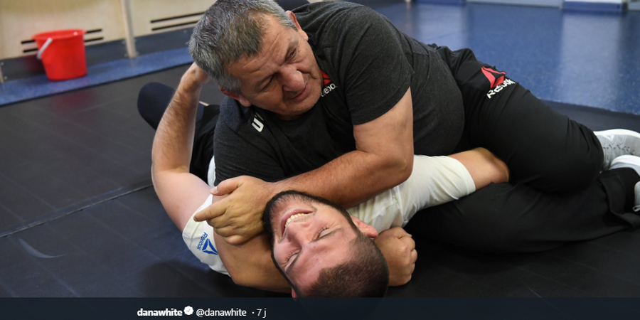 Masih Berduka, Presiden UFC Beri Waktu Khabib Nurmagomedov Menyendiri
