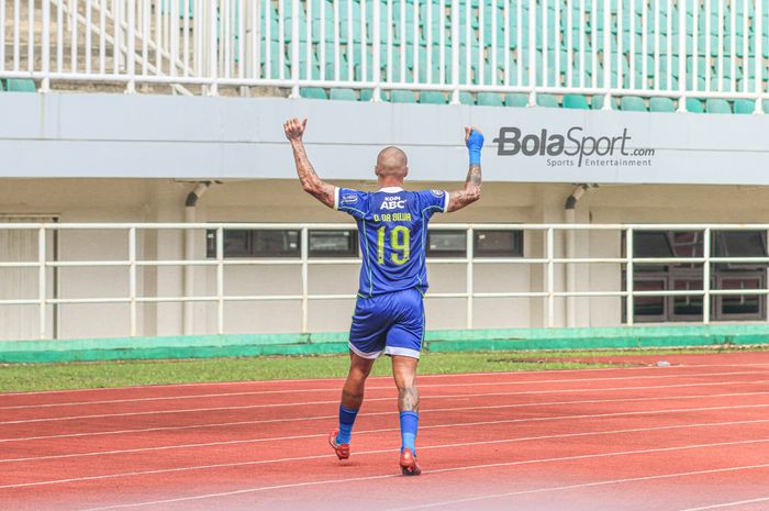 Penyerang Persib Bandung, David da Silva semakin jauh memimpin daftar top skor sementara Liga 1 2022-2023 yang didominasi para pemain asing.