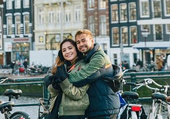 Niat Hati Napak Tilas Kedai Kopi Langganannya Saat Kuliah di London Dulu, Nagita Slavina Malah Asyik Belanja Baju Sampai Bikin Raffi Ahmad Ngambek: Alesan Doang! Parah Banget!