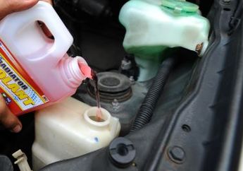 Air Radiator Wajib Rutin Diperiksa Kondisinya, Kapan Waktu yang Pas?